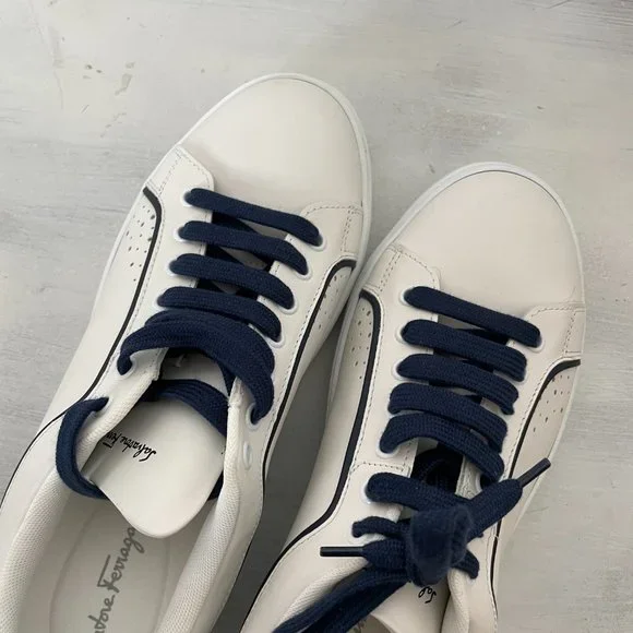 ❌SOLD❌Salvatore Ferragamo Manhattan Leather  Gancini-print Sneaker in White - Picture 8 of 9